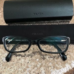 Prada Frames
